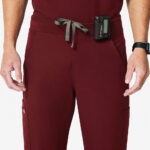 Axim-Cargo-Scrub_burgundy-2_960x960