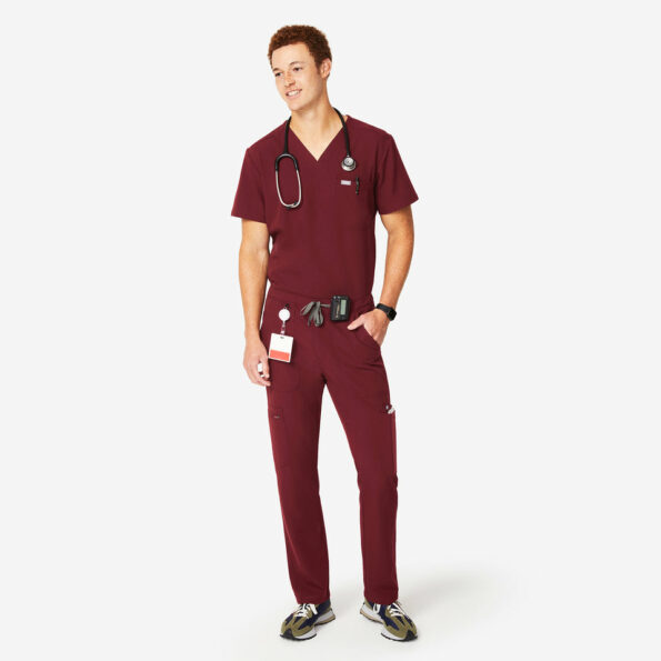 Chisec-Pocket-Scrub-Top_burgundy-2_960x960