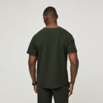 Men-Chisec-Pocket-Scrub-Top_darkmoss2_960x960