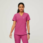 Women-Catarina-Scrub-Top_electricorchid-1_960x960