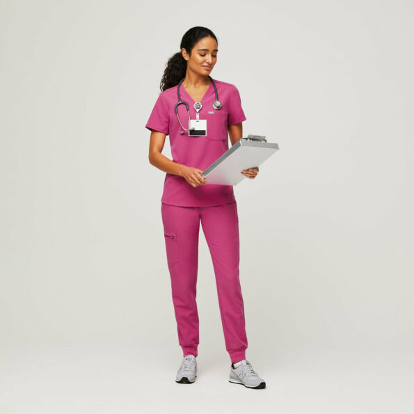 Women-Catarina-Scrub-Top_electricorchid-2_960x960