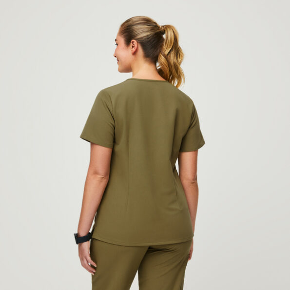 webimage-ALT_W_Catarina_Scrub_Martini_Olive_Q2_2022_-4
