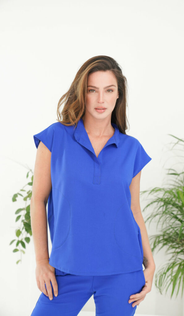 REYBLUSA1_750x