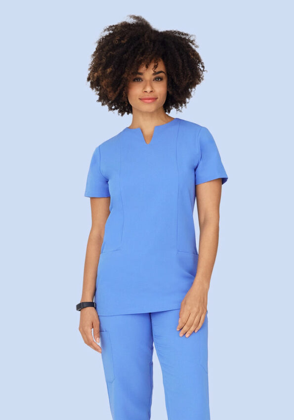 Scrubs_Tops_A_MANDALA_ECOM_SS_Top3_CeilBlue_0232_700x