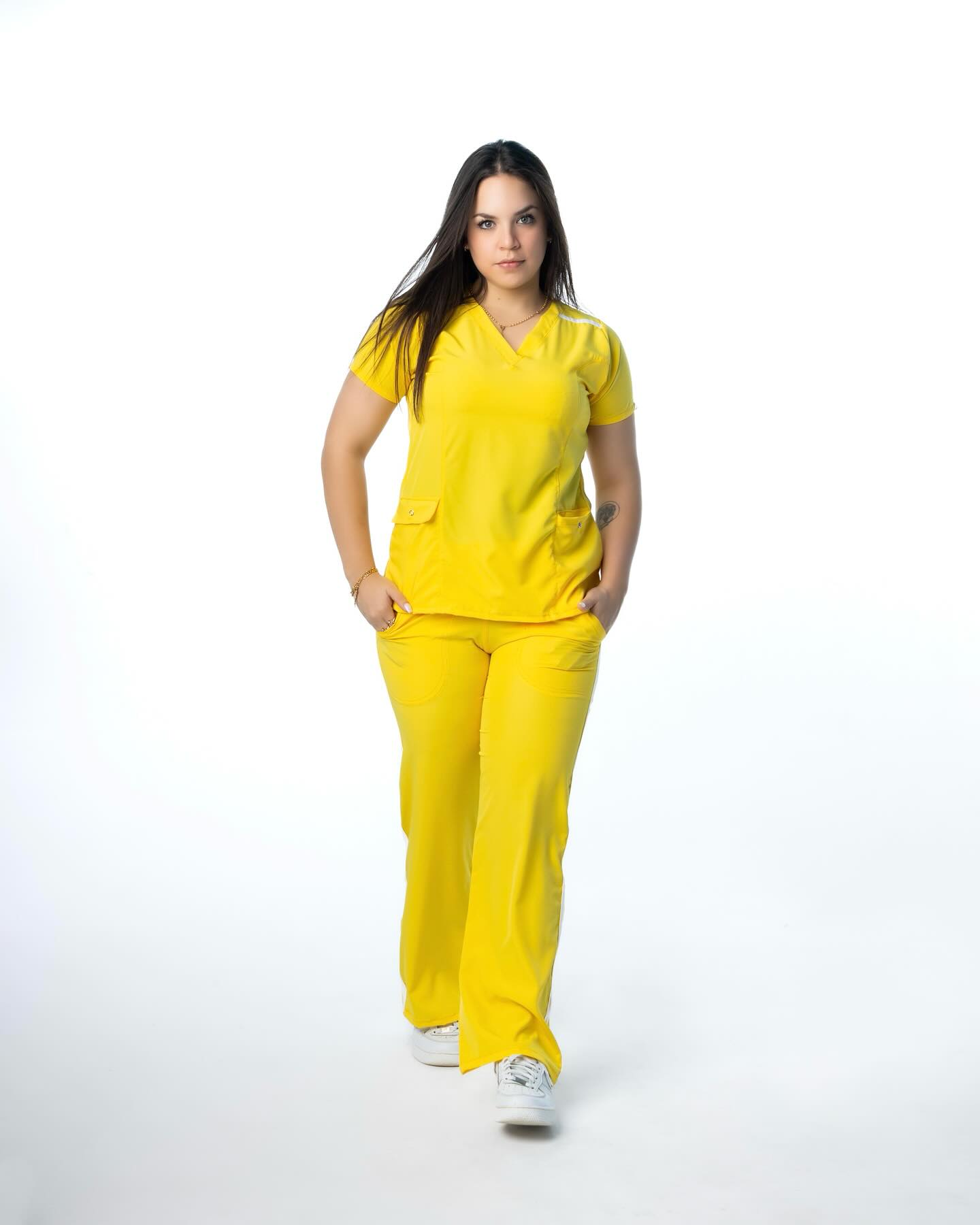 anclauniformes_1726520953_3458630895714834474_6053013150